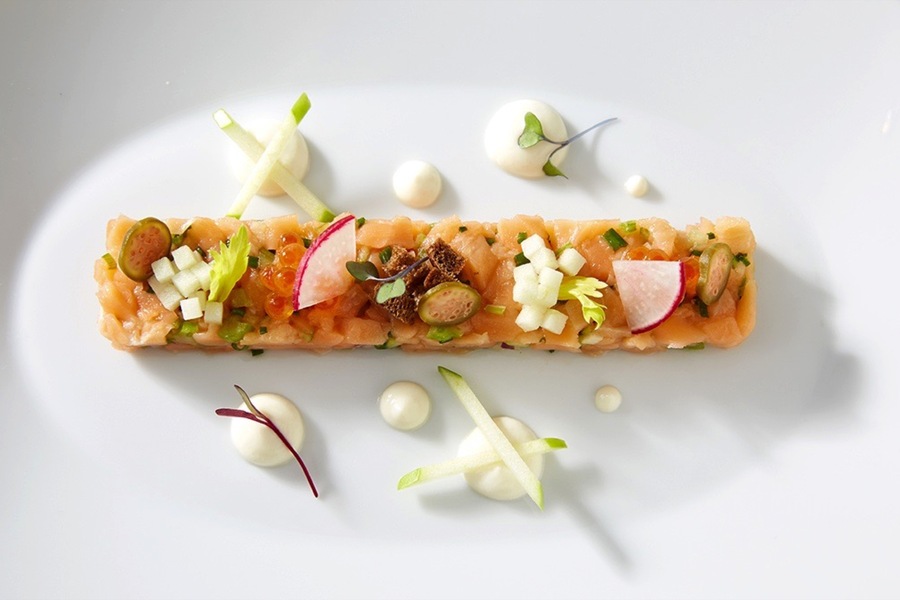 Celebrity Cruises Main Restaurant 3.jpg